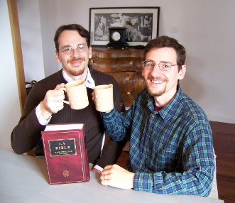 Marc (à gauche) et Samuel (à droite), vous proposent un pot biblique.